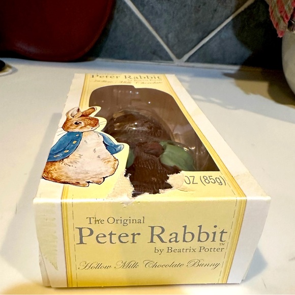 VTG RARE BEATRIX POTTER CHOCOLATE BUNNY RABIT COLLECTIBLE DECOR EASTER 6” SEALED - Picture 9 of 10